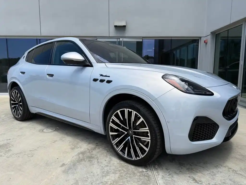 2025 Maserati Grecale 2.0 MHEV MODENA AUTO 4WD's photo