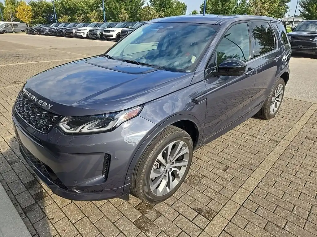 2025 Land Rover Discovery Sport 2.0 S's photo