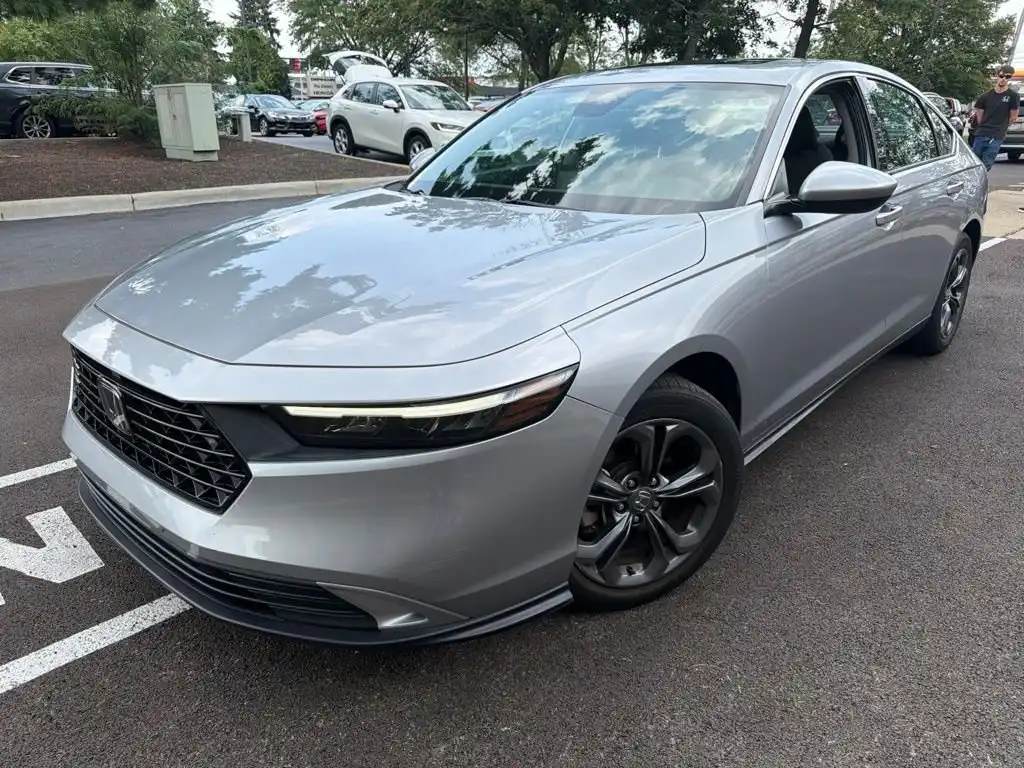 2023 Honda Accord 1.5T EX w/o BSI CVT's photo