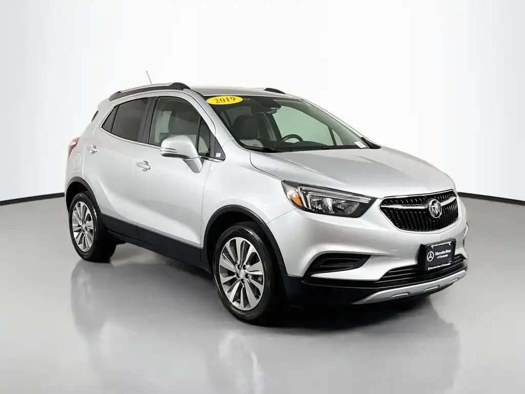 2019 Buick Encore Preferred's photo