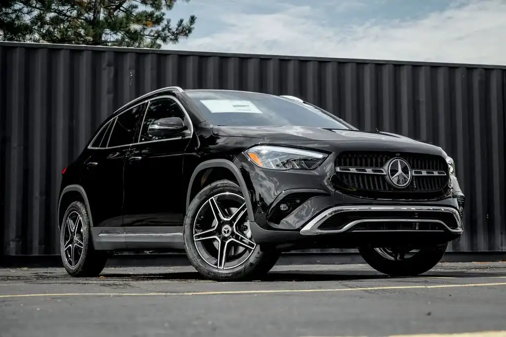 2026 Mercedes-Benz GLA GLA250 4MATIC's photo