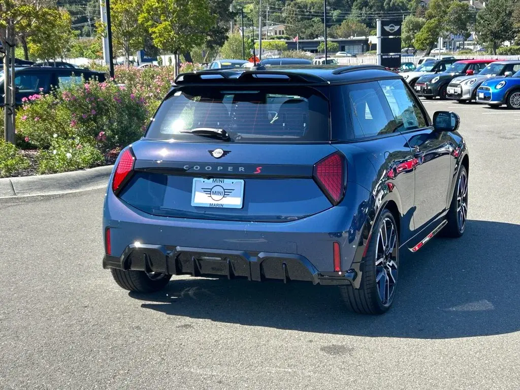 2026 MINI Hardtop Cooper S photo 5