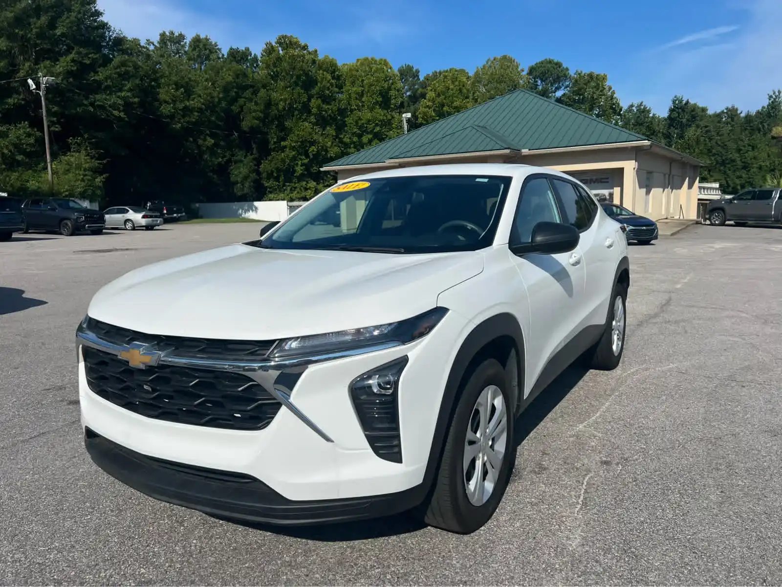 2025 Chevrolet Trax LS's photo