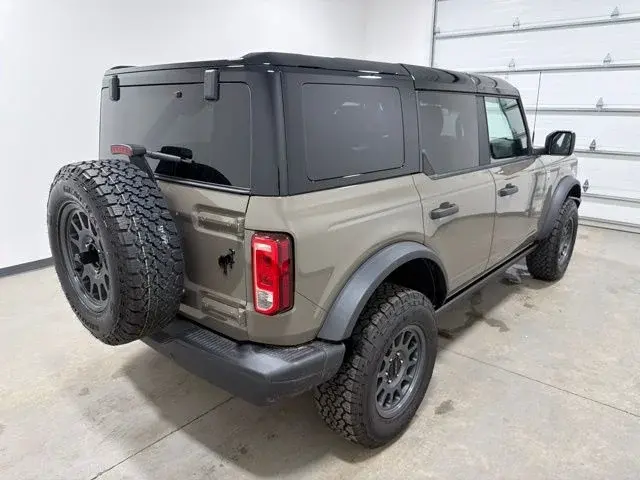 2026 Ford Bronco Big Bend 4WD photo 4