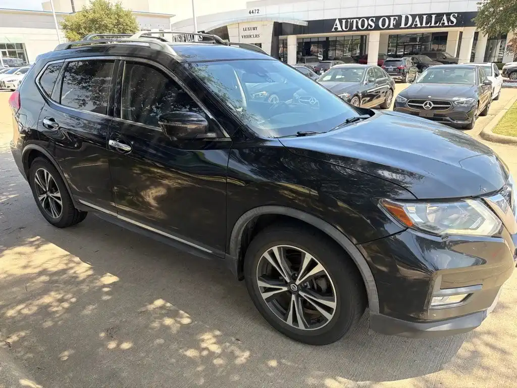 2018 Nissan Rogue SL FWD's photo