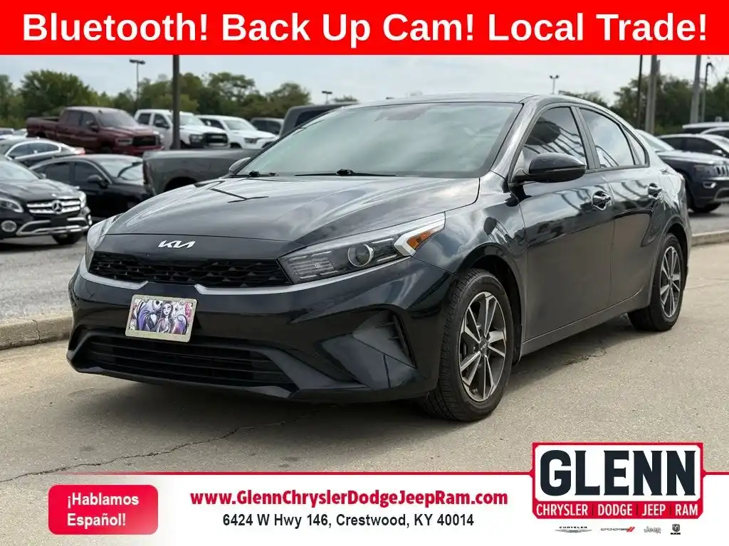 2023 Kia Forte LXS Auto's photo