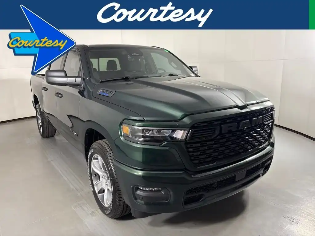2026 RAM 1500 Express Crew Cab 5'7's photo