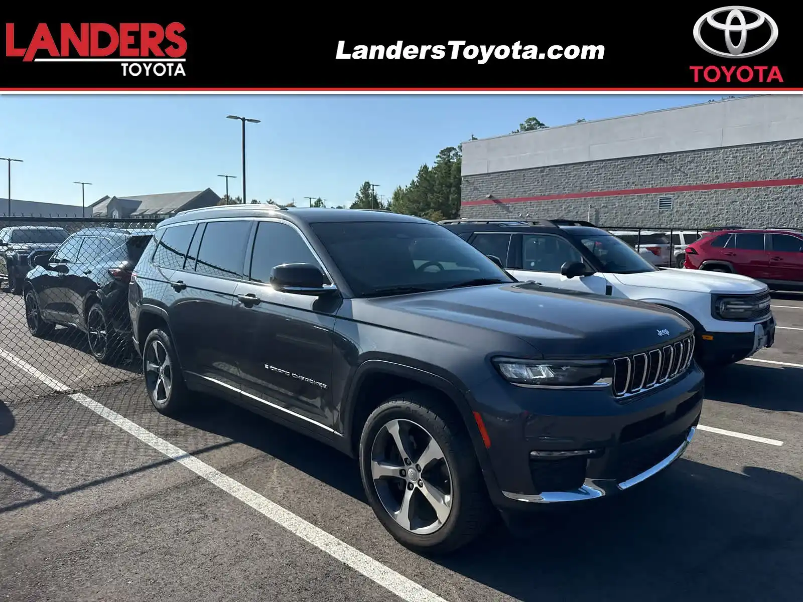 2023 Jeep Grand Cherokee L Limited 4WD's photo