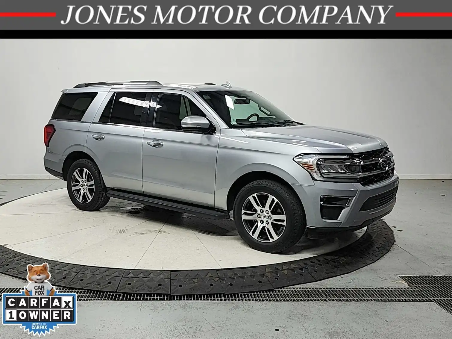 2024 Ford Expedition Limited's photo