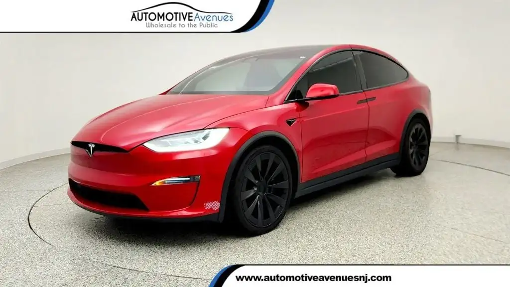 2022 Tesla Model X Plaid's photo