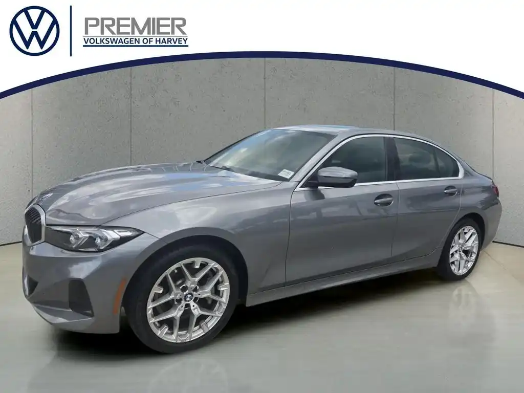2025 BMW 3 Series 330i Sedan's photo