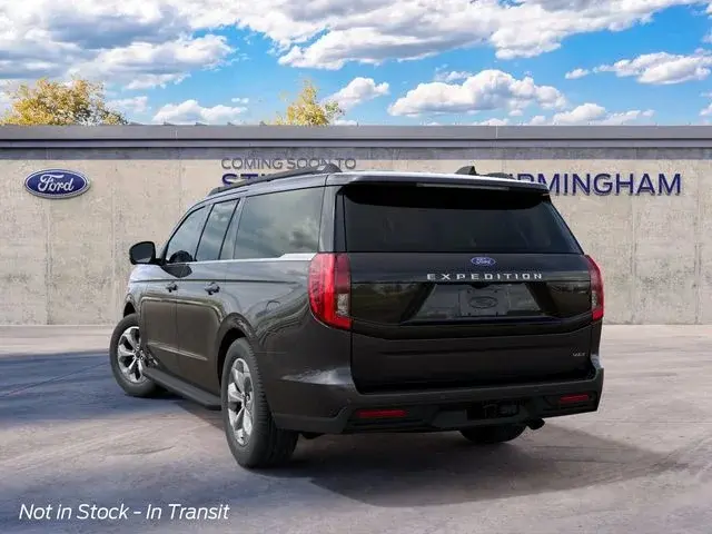 2027 Ford Expedition Active MAX photo 4