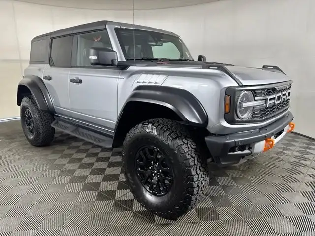 2023 Ford Bronco Raptor 4x4's photo