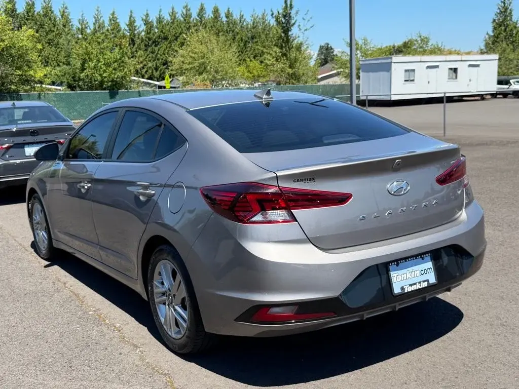 2020 Hyundai Elantra 2.0 Value Edition IVT photo 5