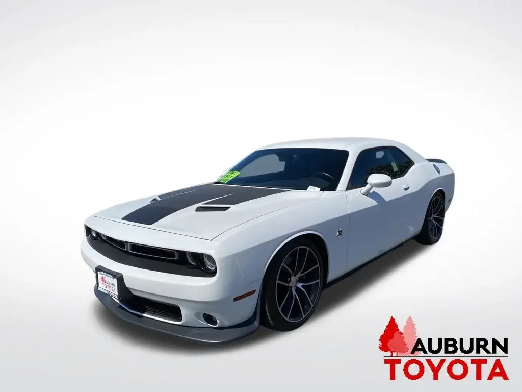 2016 Dodge Challenger Scat Pack photo 3