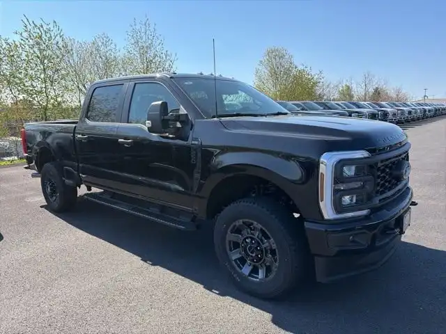 2026 Ford F-250 XL 4x4 Crew Cab 6-3/4' Box's photo