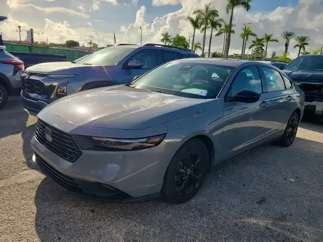 2025 Honda Accord 1.5T SE CVT's photo