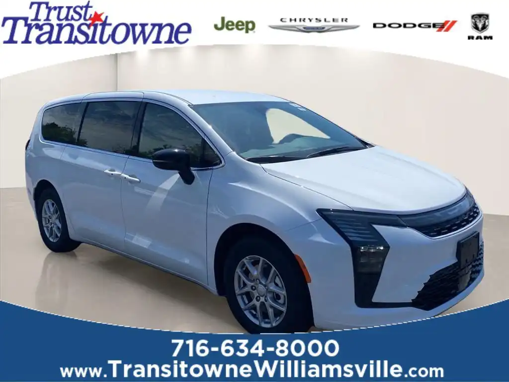 2027 Chrysler Pacifica Select's photo