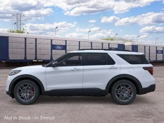 2026 Ford Explorer ST 4WD photo 3