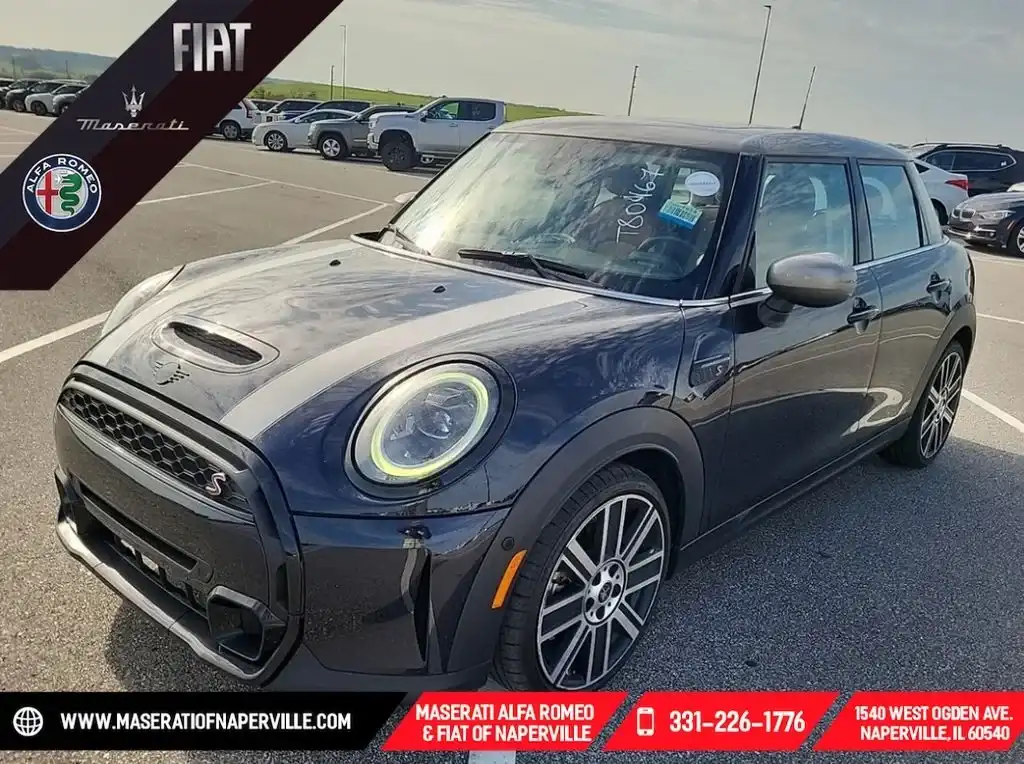2023 MINI Hardtop Cooper S's photo