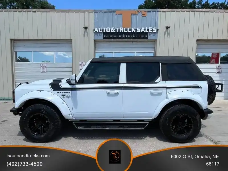 2022 Ford Bronco Outer Banks 4x4's photo