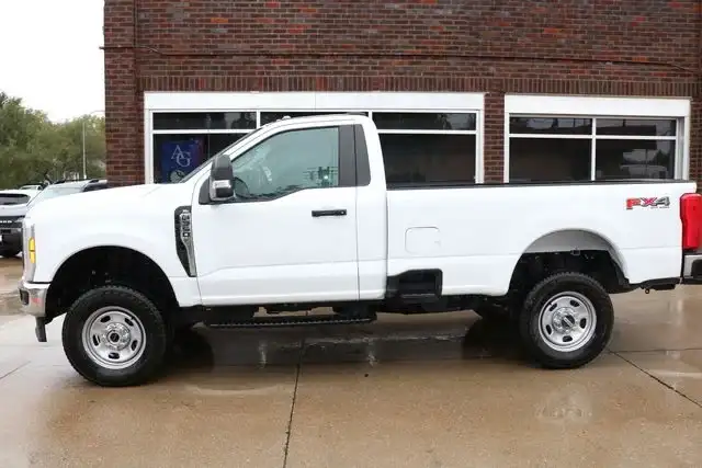 2023 Ford F-350 XL 4WD Regular Cab SRW 8' Box's photo