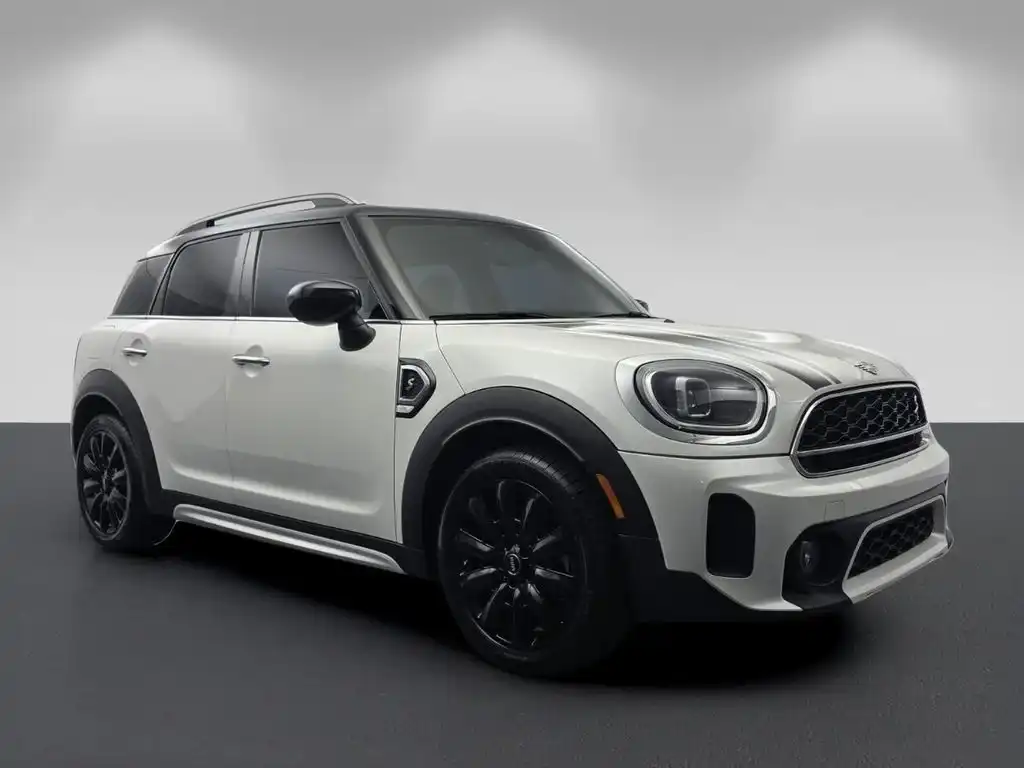 2024 MINI Countryman Cooper S's photo