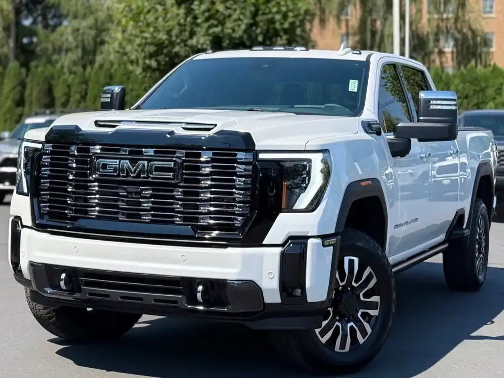 2025 GMC Sierra 4WD Crew Cab Standard Bx Denali Ultimate's photo