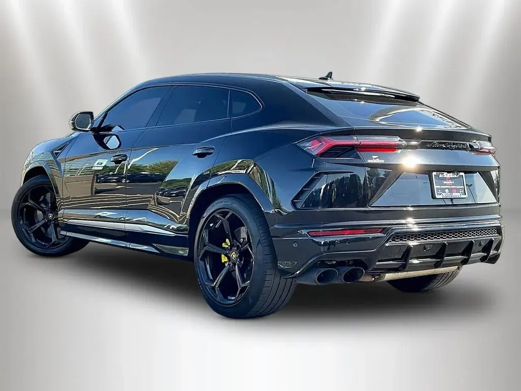 2021 Lamborghini Urus 4.0 V8 photo 4
