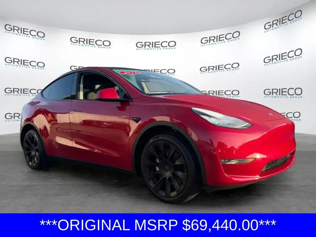 2022 Tesla Model Y Long Range Dual Motor All-Wheel Drive's photo