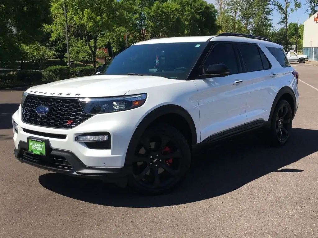 2020 Ford Explorer ST 4WD photo 1