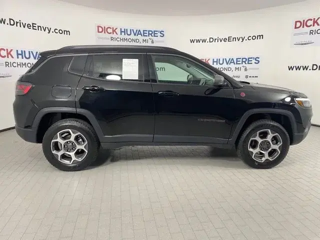 2022 Jeep Compass Trailhawk 4X4 photo 4