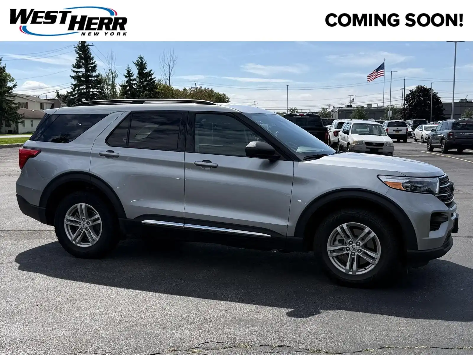 2024 Ford Explorer XLT 4WD's photo