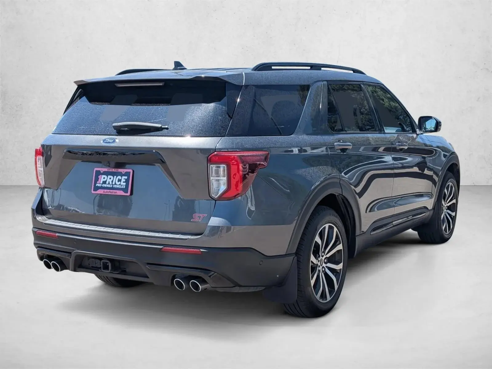2020 Ford Explorer ST 4WD photo 5