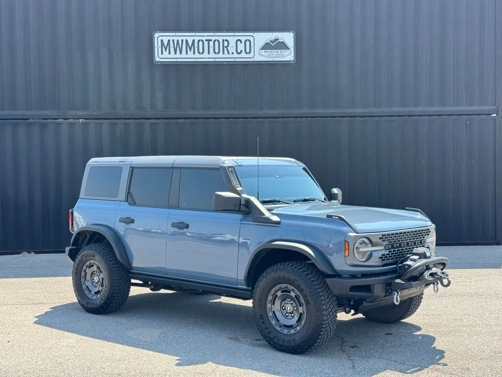 2024 Ford Bronco Everglades 4WD photo 1