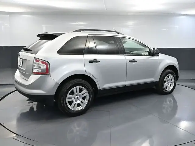 2010 Ford Edge SE photo 3