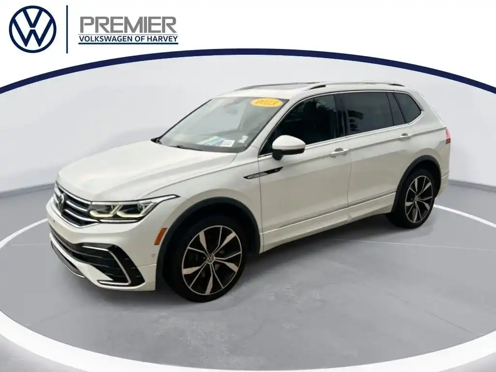2023 Volkswagen Tiguan 2.0T SEL R-Line 4Motion's photo