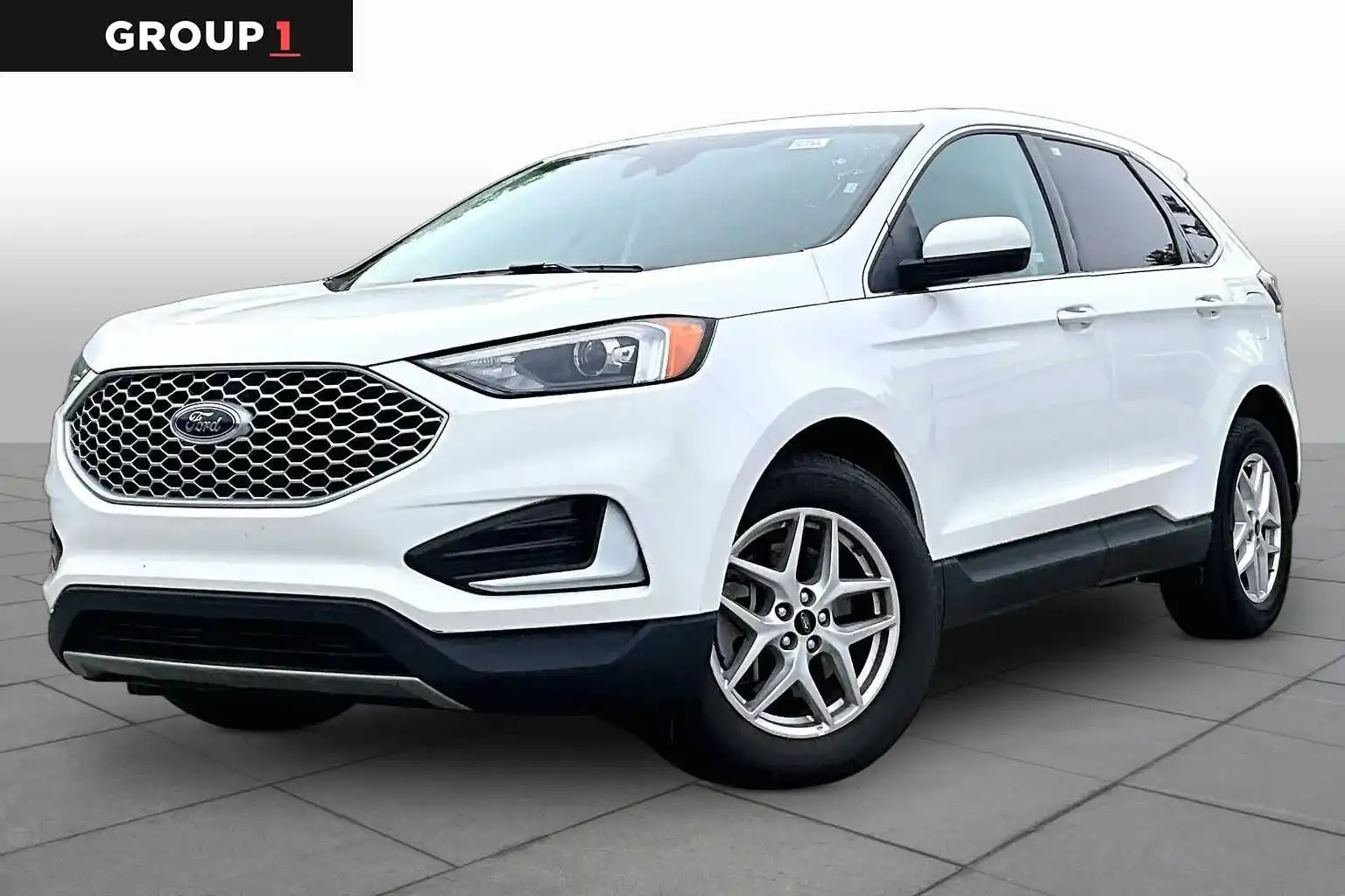 2024 Ford Edge SEL AWD's photo