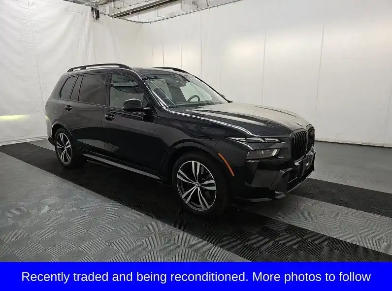 2024 BMW X7 xDrive40i's photo