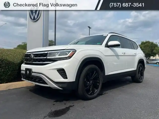 2023 Volkswagen Atlas 3.6L SE w/Tech 4MOTION's photo