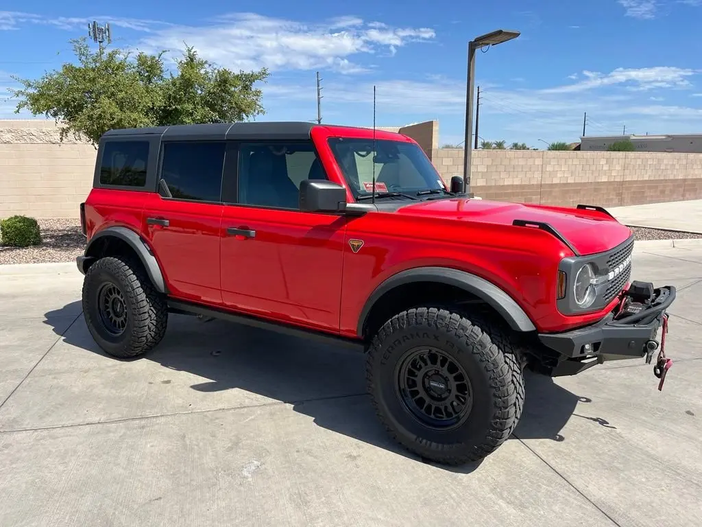 2023 Ford Bronco Badlands 4WD photo 5