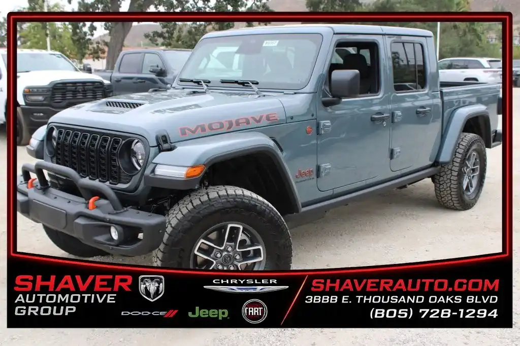 2026 Jeep Gladiator Mojave Auto's photo