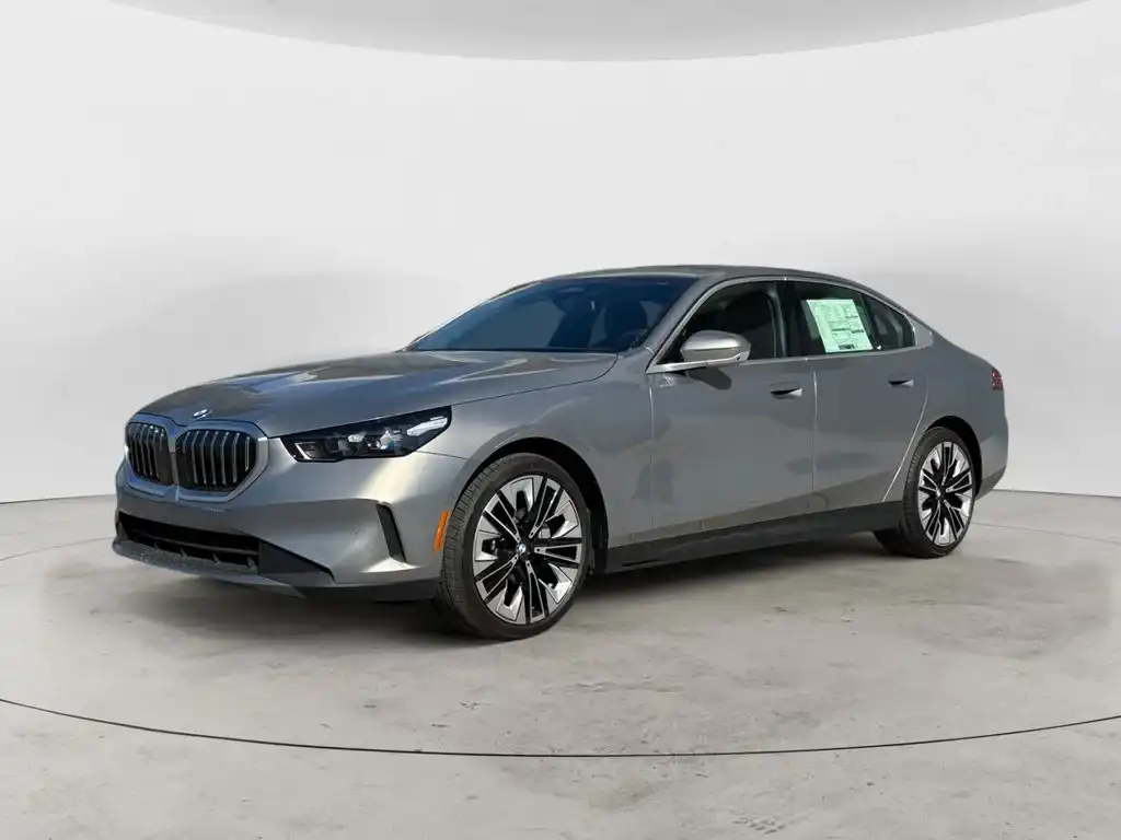 2025 BMW 5 Series 530i xDrive Sedan's photo