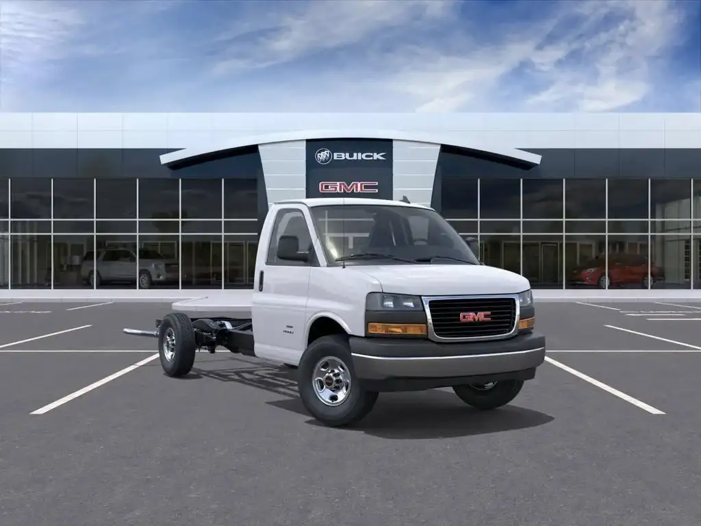 2025 GMC Savana 3500 159 in WB's photo