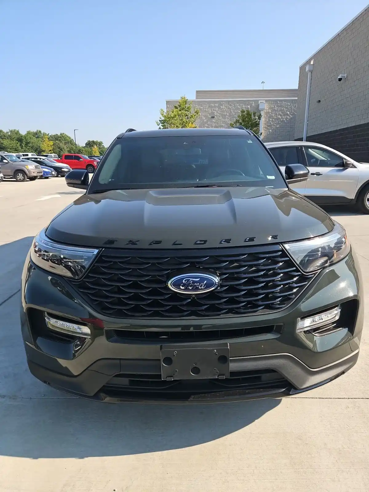 2022 Ford Explorer ST-LINE 4WD's photo