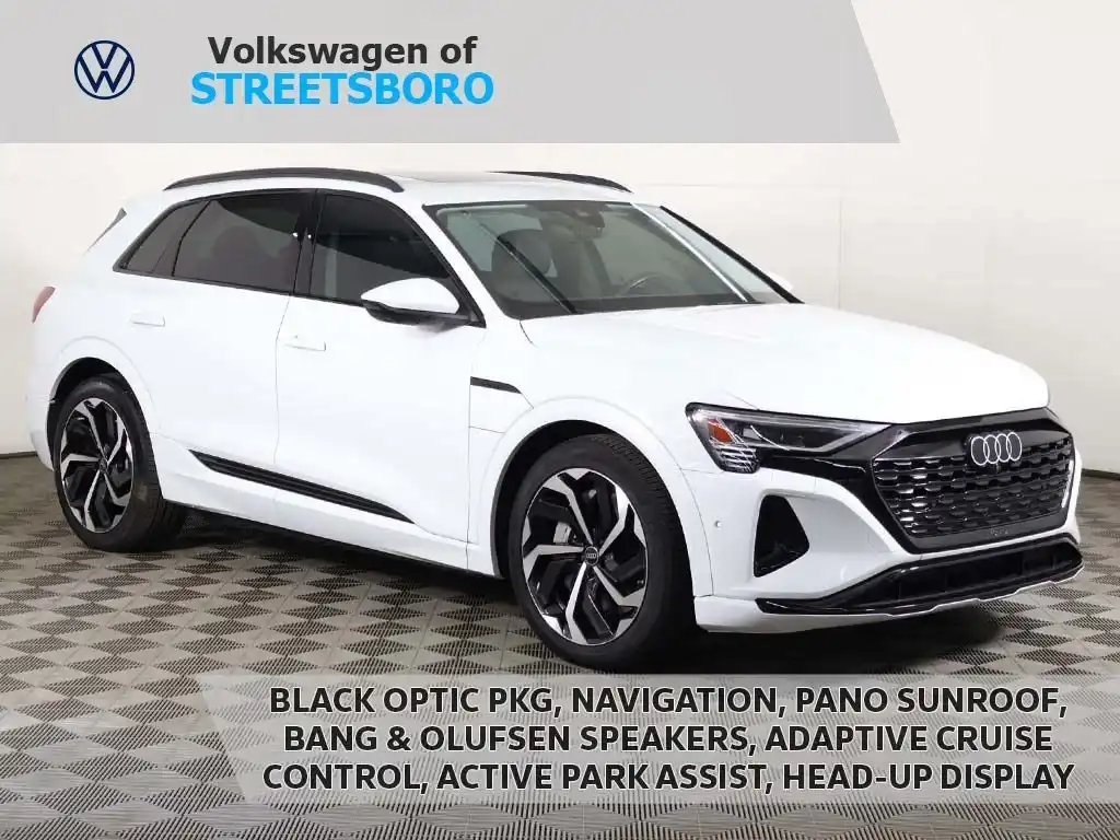2024 Audi Q8 e-tron 55 114 kWh Prestige quattro's photo