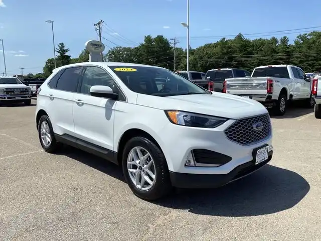 2024 Ford Edge SEL AWD's photo