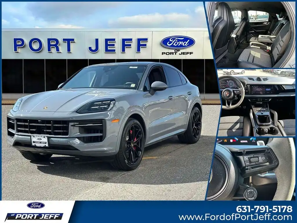 2024 Porsche Cayenne S's photo