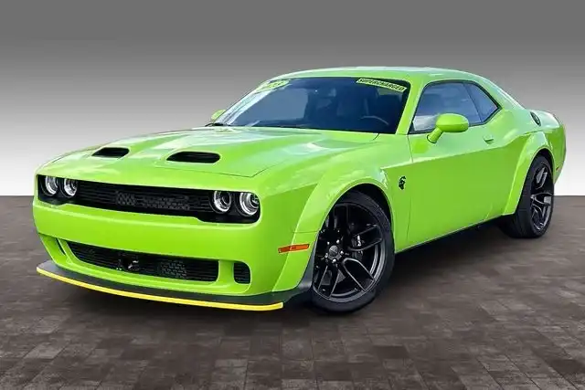 2023 Dodge Challenger SRT Hellcat Widebody Jailbreak Auto's photo