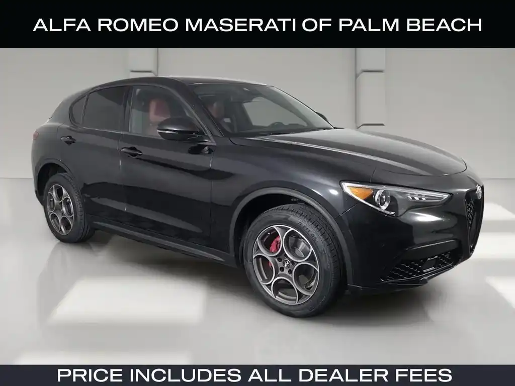 2023 Alfa Romeo Stelvio Sprint RWD's photo